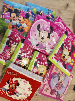 Χαρτοπετσέτες Minnie Mouse καινούργιες, πακέτο 188 τεμάχια