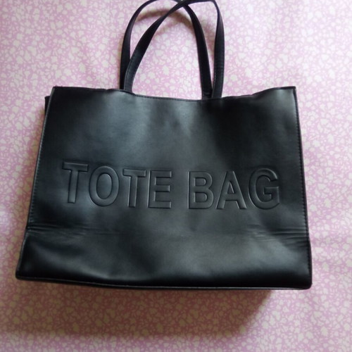 Tote bag, black handheld
