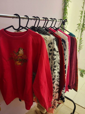 Set of 12 sweaters, wool, cotton, synthetic, size M