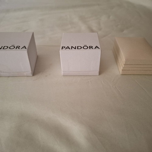 Jewelry boxes Pandora set of 2, like new