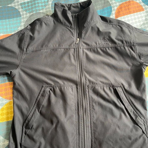 The North Face Jacket new, black, size M, windbreaker