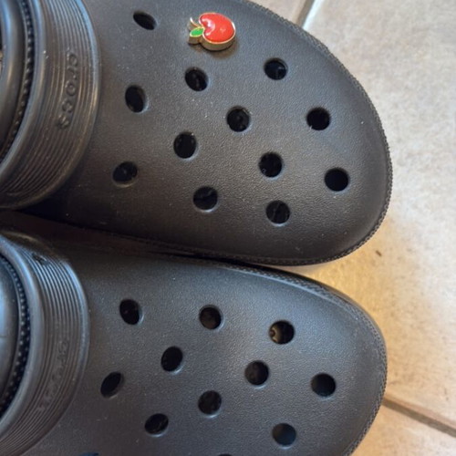 Crocs Mega Crush Clog women's sandals like new, size 40, black