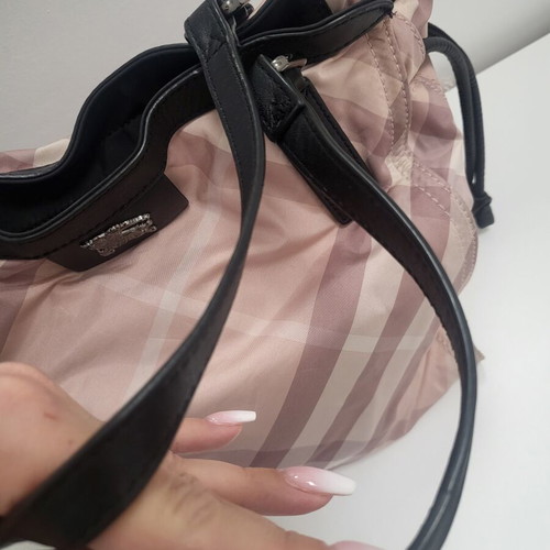Burberry tote bag like new, pink nylon and leather