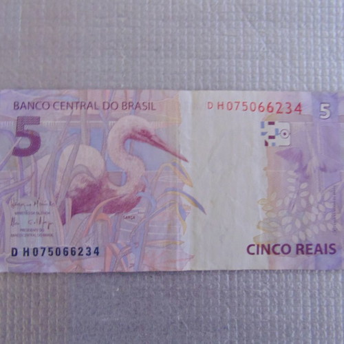 Collectible banknotes used, pack of 10 from various countries