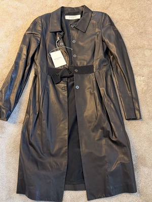 Valentino leather trench coat new, very soft leather, black, size M