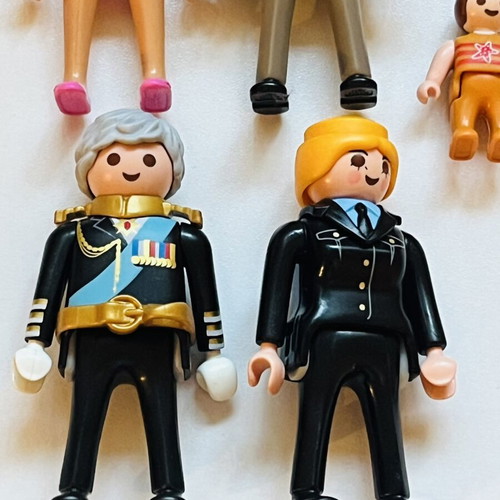 Playmobil figures pack of 5 like new