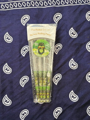 Gorilla Rolling Stars 6 glass pre-cones with green apple flavor new