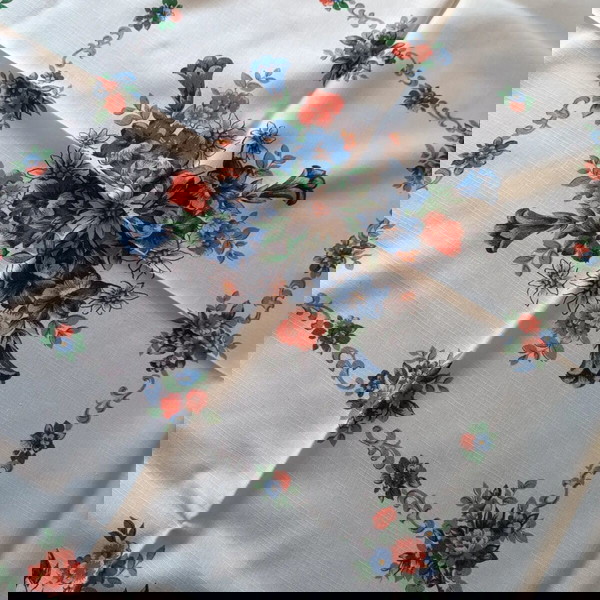 Ленена покривка/linen tablecloth