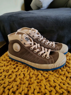 Diesel canvas shoes used, size 41, beige and green