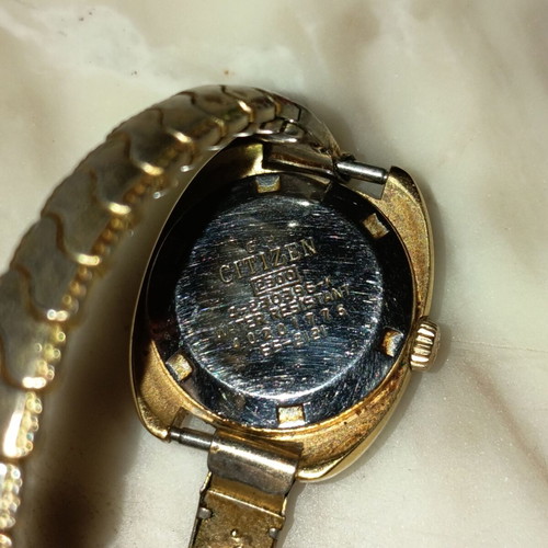 Citizen automatic watch like new, gold, 17 jewel