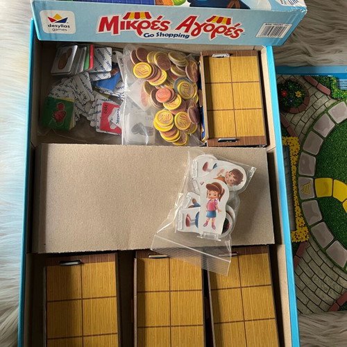 Board game Mikres Agores like new