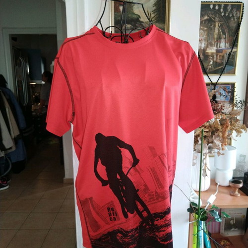 T shirt Replicat active medium red like new
