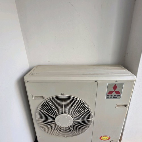Mitsubishi 24000btu air conditioner used
