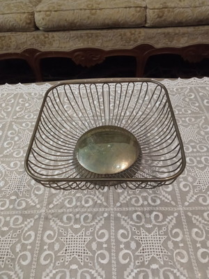 Vintage fruit bowl made of hard steel wire, new