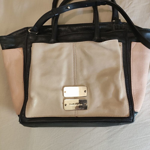 See by Chloe Nellie crossbody bag like new, black and pink leather