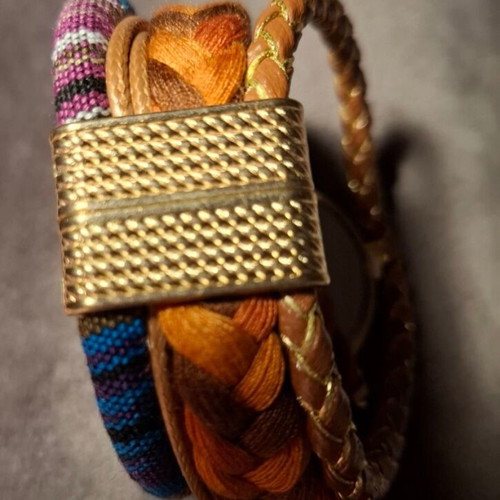 Wristwatch new women's brown multicolor with Paris design
