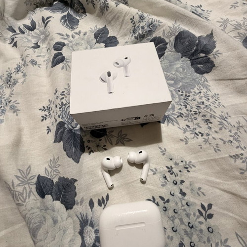 AirPods 3 Pro in like new condition