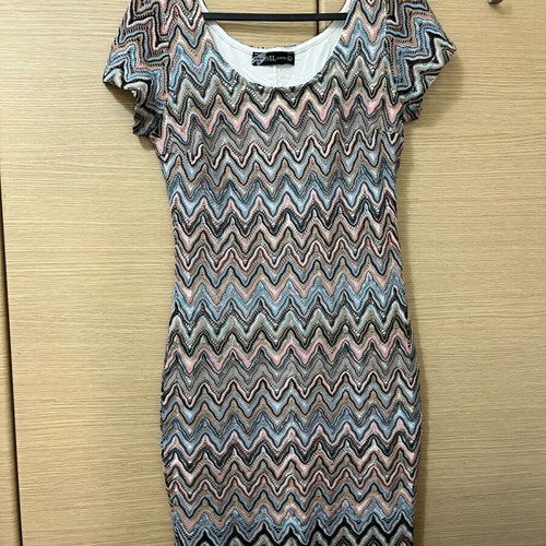 Anel dress like new with colorful knitted pattern, size L