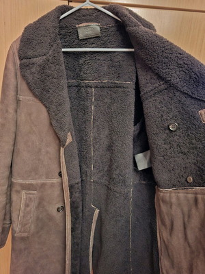 Prada leather coat with sheep lining like new, brown