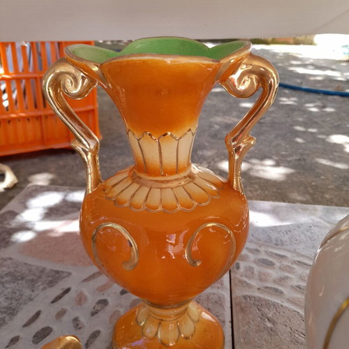 Porcelain vases and decorative shell like new, set of 2 vases and 1 shell