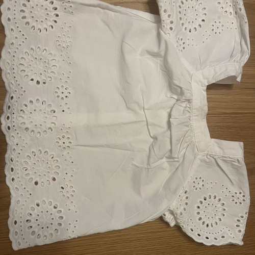 Zara baby shirt 12-18 months, like new, eyelet design