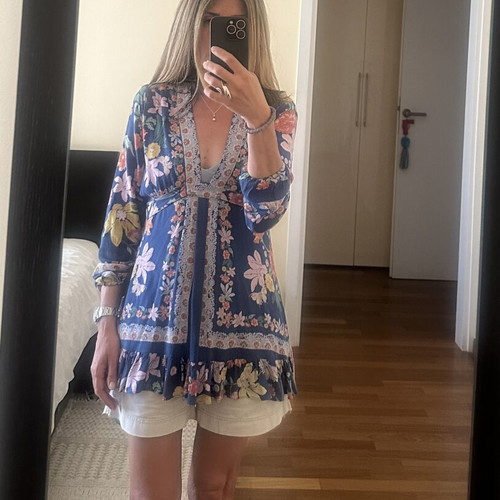 Violet Hill tunic Free People like new, blue floral boho style