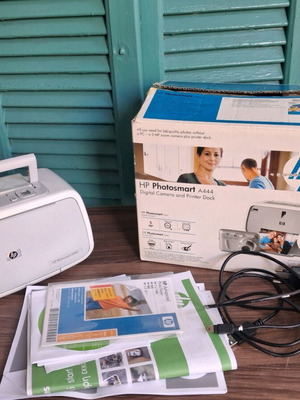HP Photosmart A444 printer with dock like new