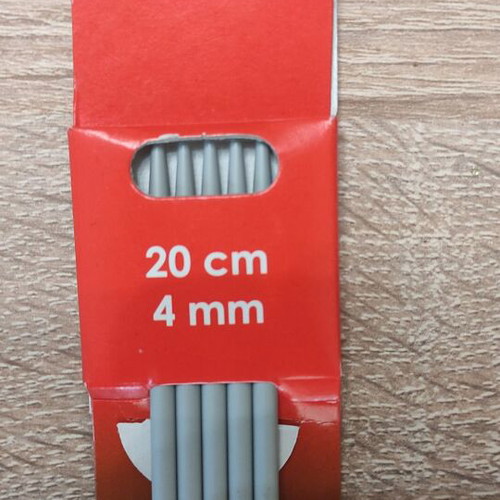 LANA knitting needles No 2.5mm, 3.5mm, 4mm new, set of 15 pieces