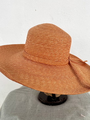 Oversized straw hat orange, like new