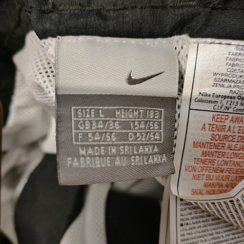 Βερμούδα Nike vintage shorts μέγεθος large σαν καινούργιο, μαύρο