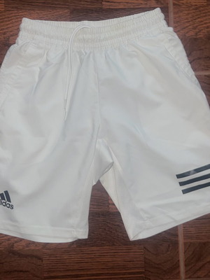 Adidas shorts white small like new, moisture-wicking