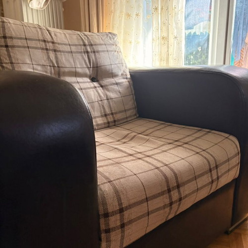 Armchair with leather upholstery and comfortable seat