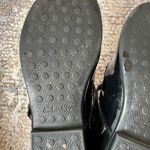 Clarks Ballerina Shoes Size 28 Used Black Patent Leather With Low Heel