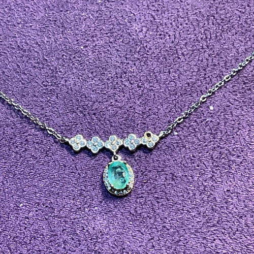 Silver necklace with natural emerald and certificate of authenticity