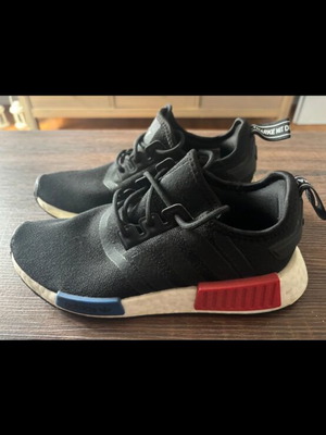 Adidas athletic shoes like new, size 38, black