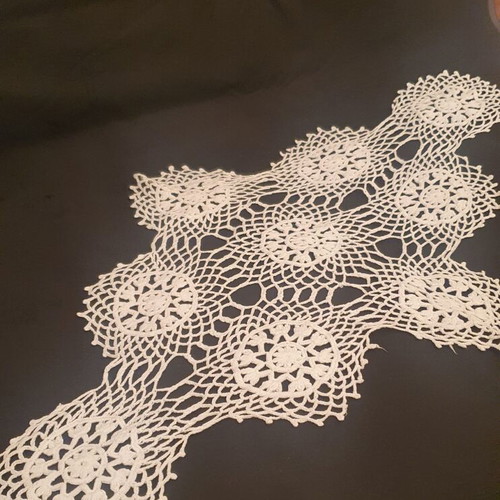 Handmade knitted table runner used, 75x42 cm, diamond pattern