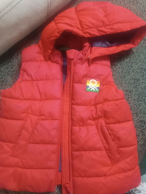 Bennetton jacket for boy 90 cm like new