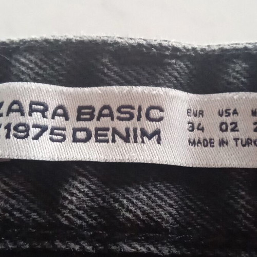 Zara women's black denim shorts like new, size XS