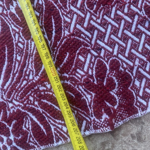 Wool woven rug like new