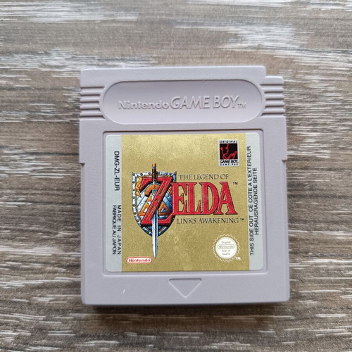 The Legend of Zelda: Link's Awakening used Gameboy Classic game 1993