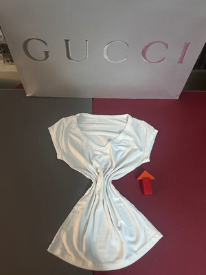 White women's V-neck top with cap sleeves, like new, size S