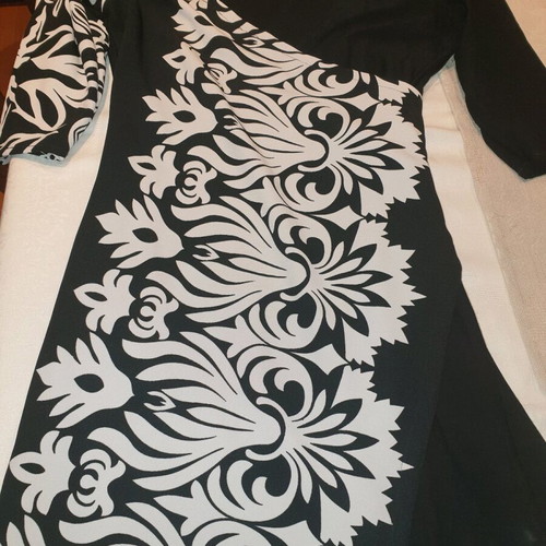 Black and white dress medium like new