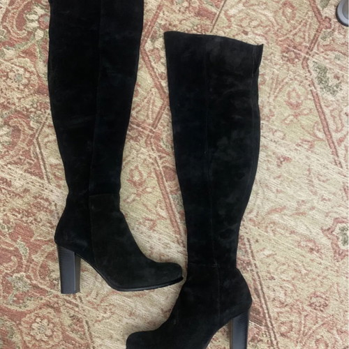 Leather black overtheknee boots size 36 like new, 8 cm heel