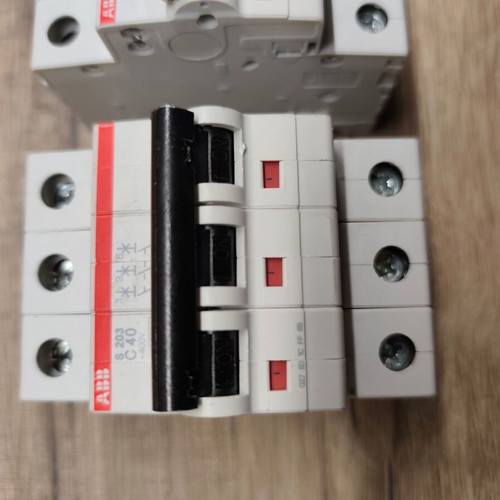 ABB S203-C40 Circuit Breakers used, set of 2, 40A