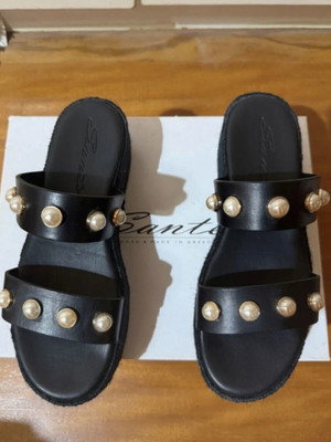 Sante black platform sandals with pearls, like new, size 38