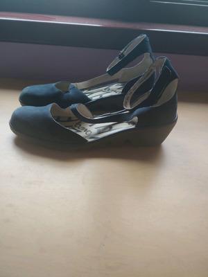 Fly London Piat women's shoes size 40 like new, blue