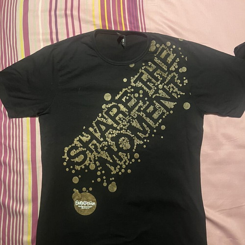 Eurovision Song Contest Oslo 2010 T-shirt like new, black with gold print