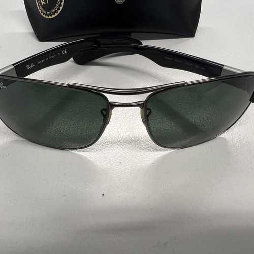 Ray-Ban RB3522 Gunmetal sunglasses used, authentic men's model