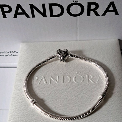 Pandora bracelet size 19 cm with heart clasp