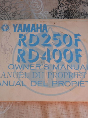 Βιβλίο εγχειριδίου Yamaha RD250F RD400F μεταχειρισμένο σε μέτρια κατάσταση